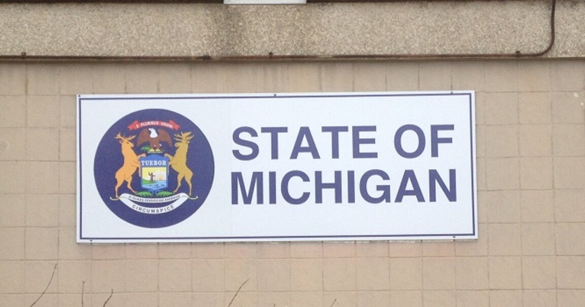 average-state-employee-takes-27-3-paid-days-off-each-year-michigan